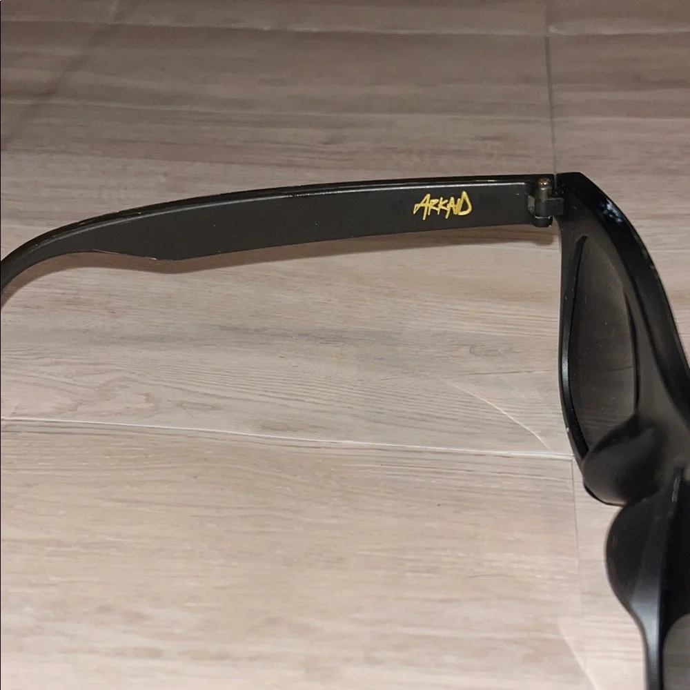 Disney Mickey and Minnie Mouse Arkaid Black Sunglasses Set